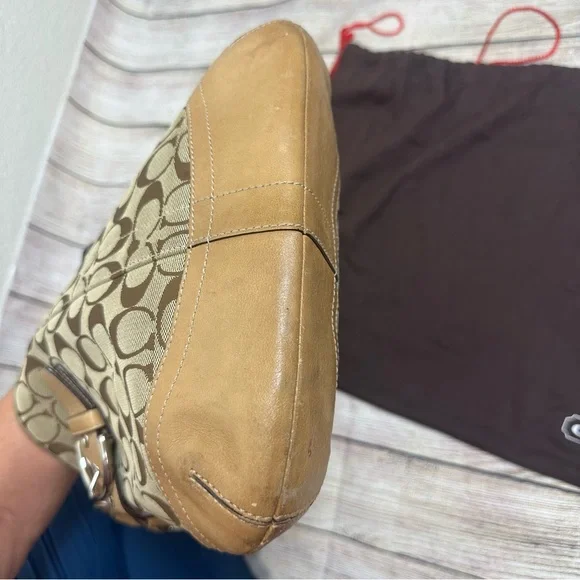 Coach Signature Canvas and Leather Soho 3574 shoulder purse - Picture 6 of 15